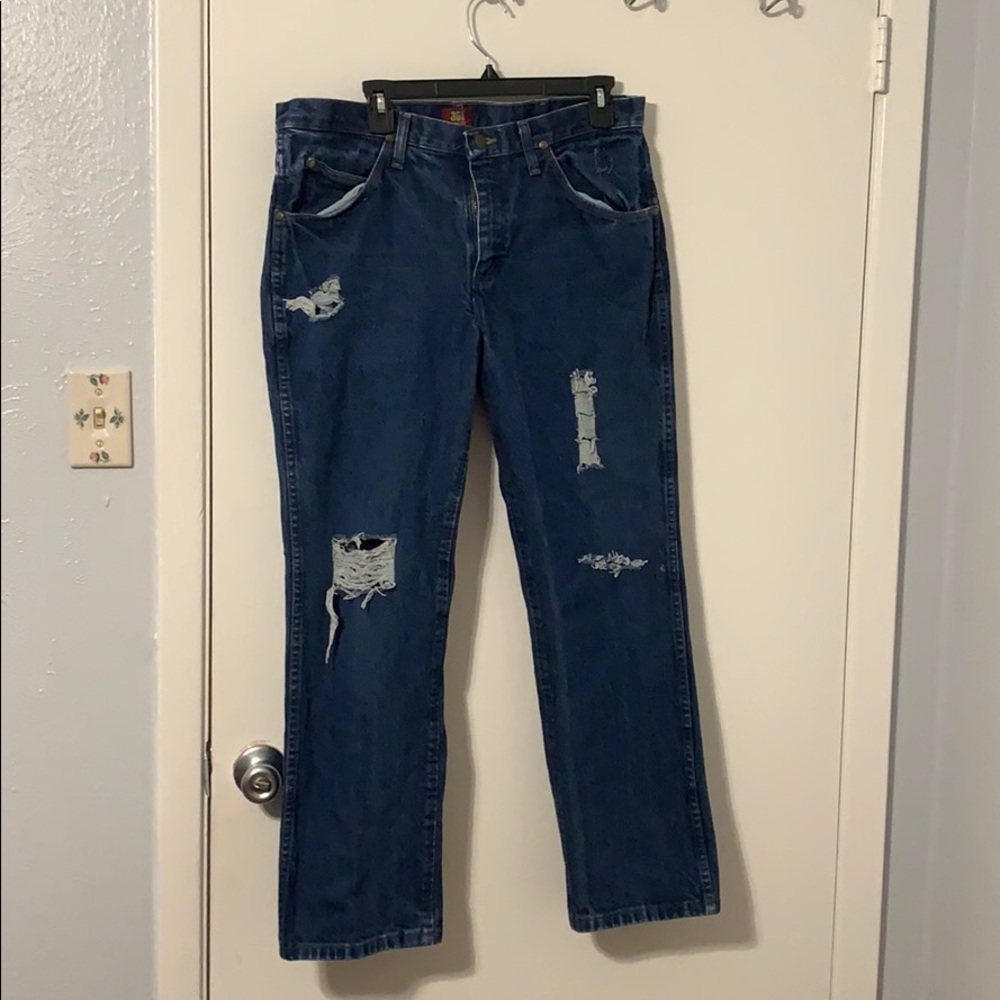 High wasted, distressed jeans